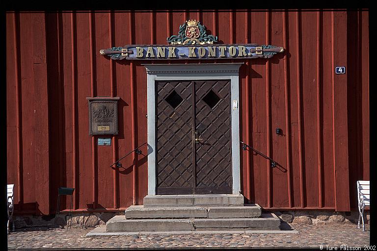 Museum bank entrance, Gamla Linköping